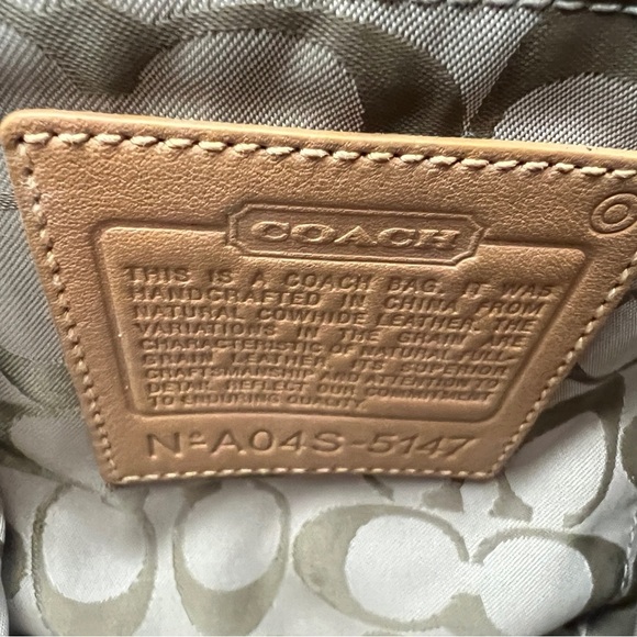 Coach Brown Leather Zip Top Double Buckle Straps - Picture 11 of 14
